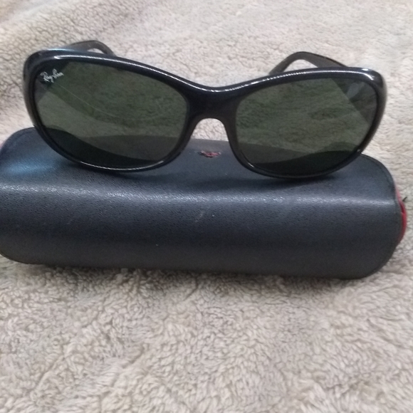 COPY - Ray bans 2 pairs women's oval style black/… - Picture 10 of 13
